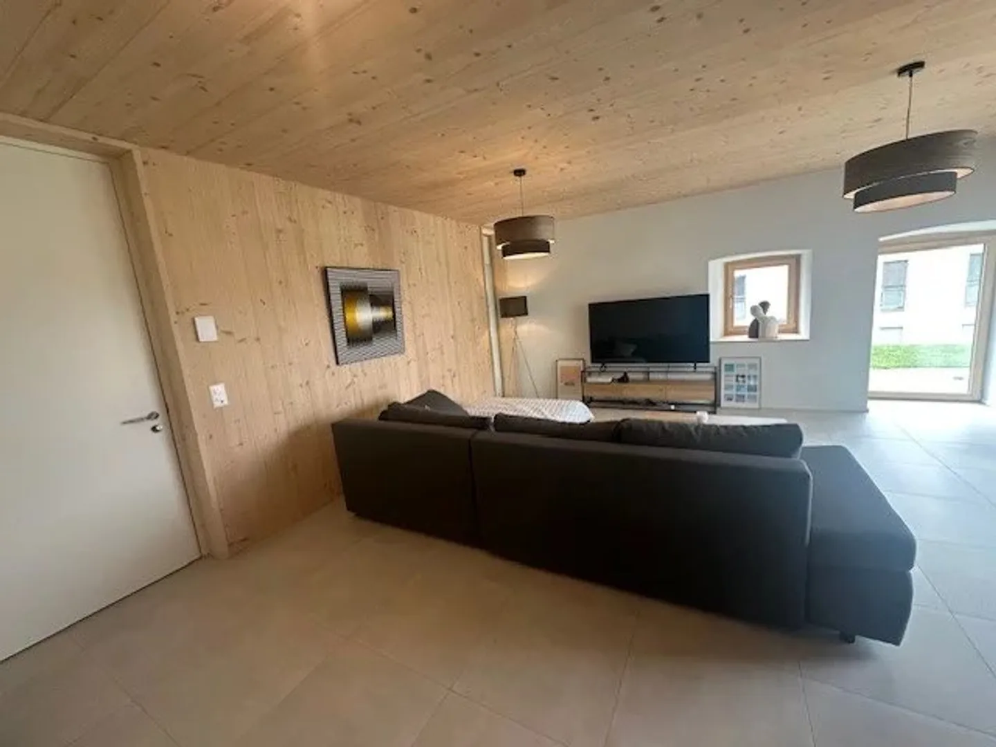 Beautiful 4.5-room duplex apartment in a fully renovated building - Photo 2 of 10