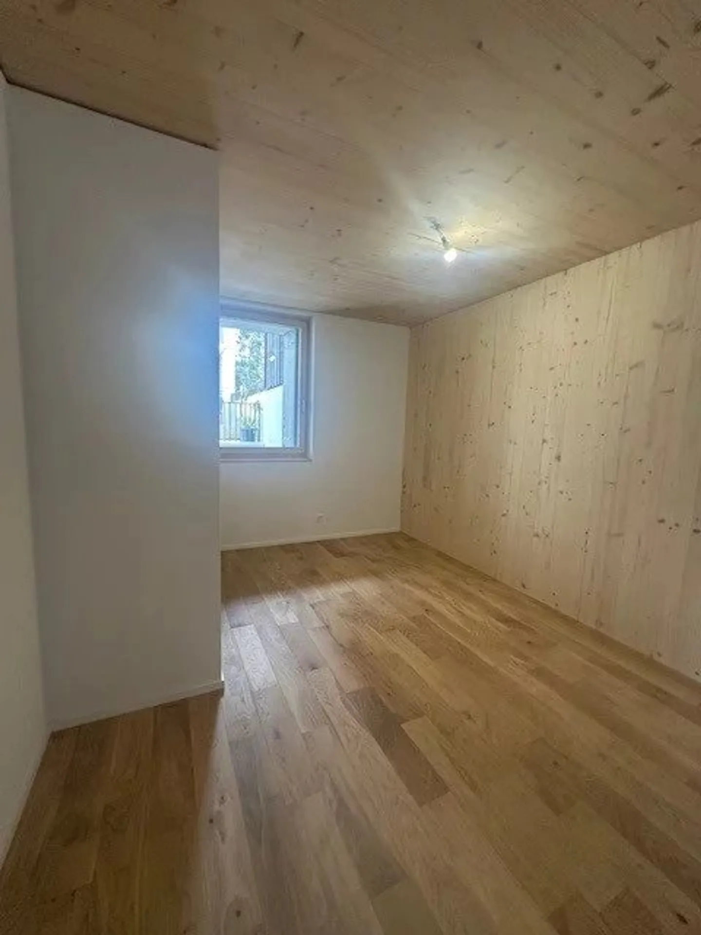 Beautiful 4.5-room duplex apartment in a fully renovated building - Photo 8 of 10