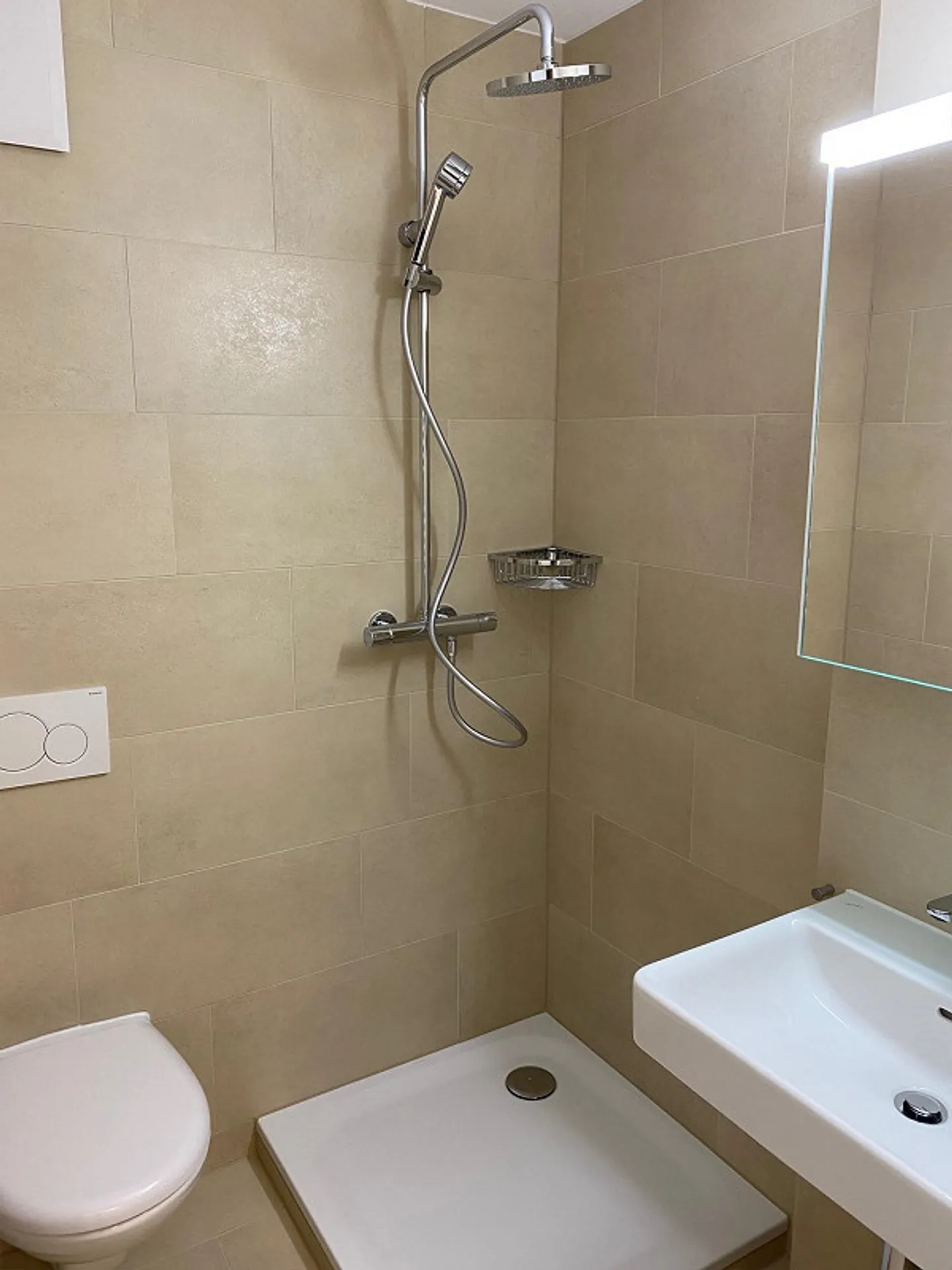 Modernes Studio in Urtenen-Schönbühl - Foto 3 von 5