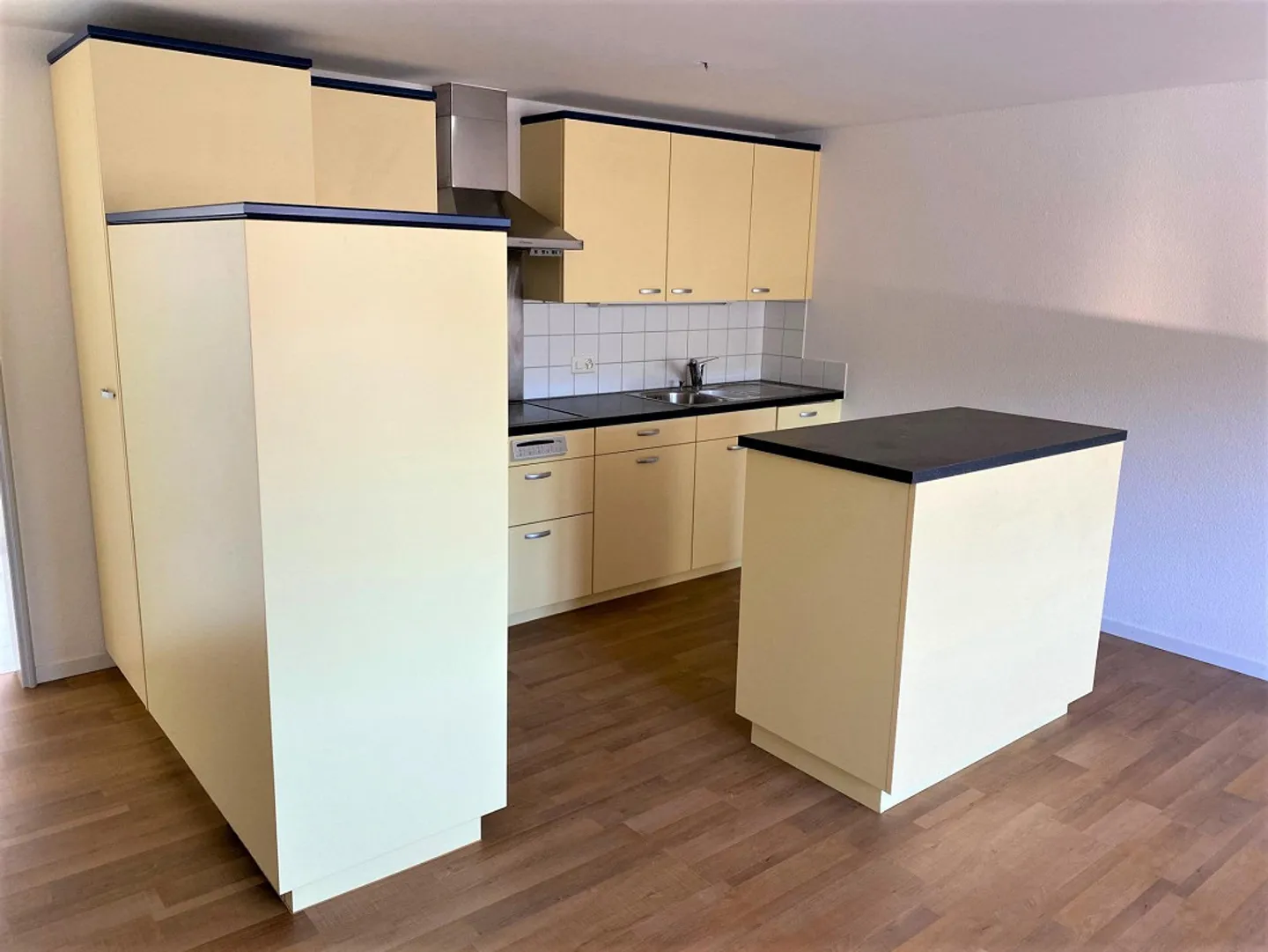 Cozy Attic Apartment - Photo 10 of 10