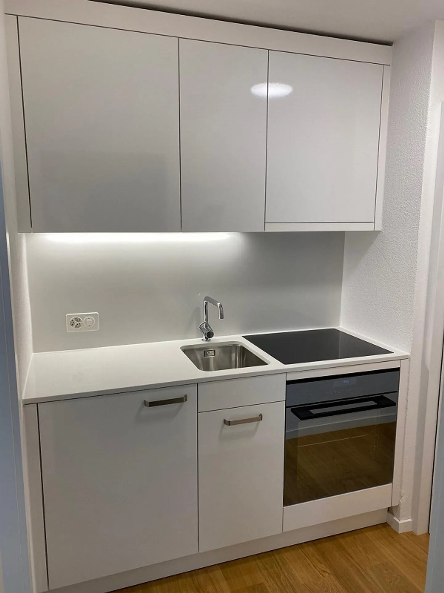 Modernes Studio in Urtenen-Schönbühl - Foto 2 von 5