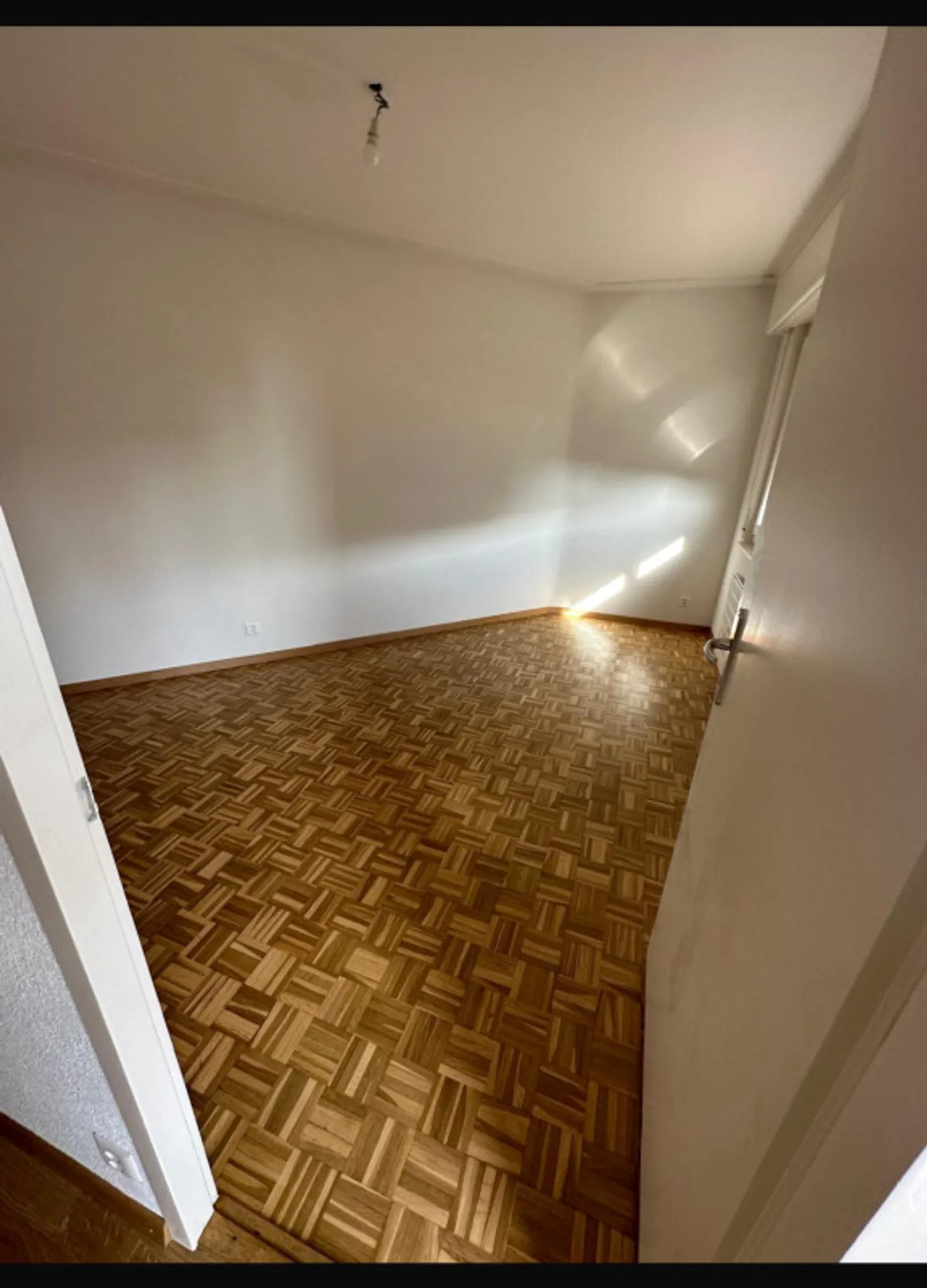 3-room apartment in Lausanne available quickly - Photo 2 of 7