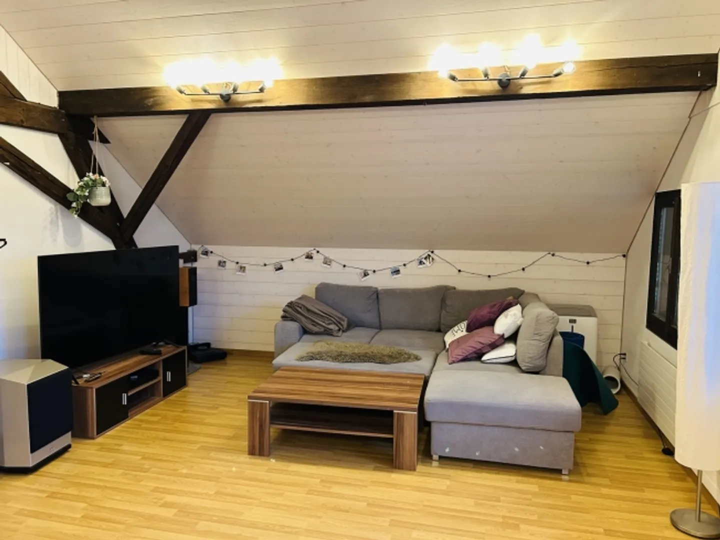 5-room apartment in Gurzelen (BE), furnished, temporary - Photo 1 of 10