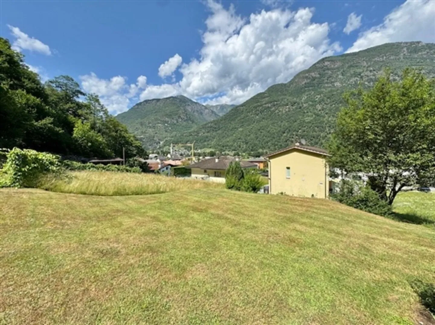 FOR SALE IN MOGHEGNO (MAGGIATAL) - DETACHED HOUSE IN A QUIET AREA - Photo 3 of 20