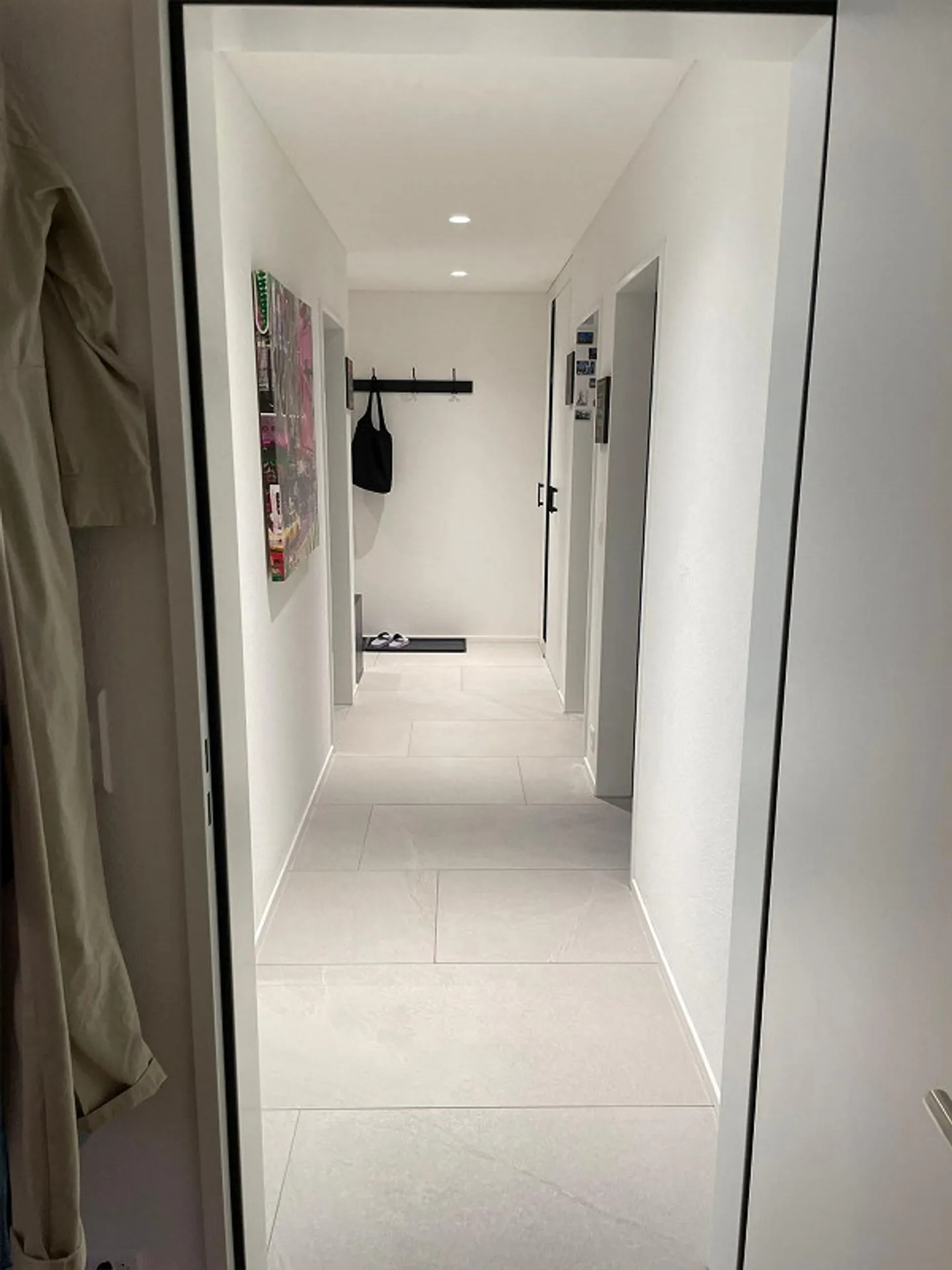 3.5 Room Apartment - Photo 2 of 4