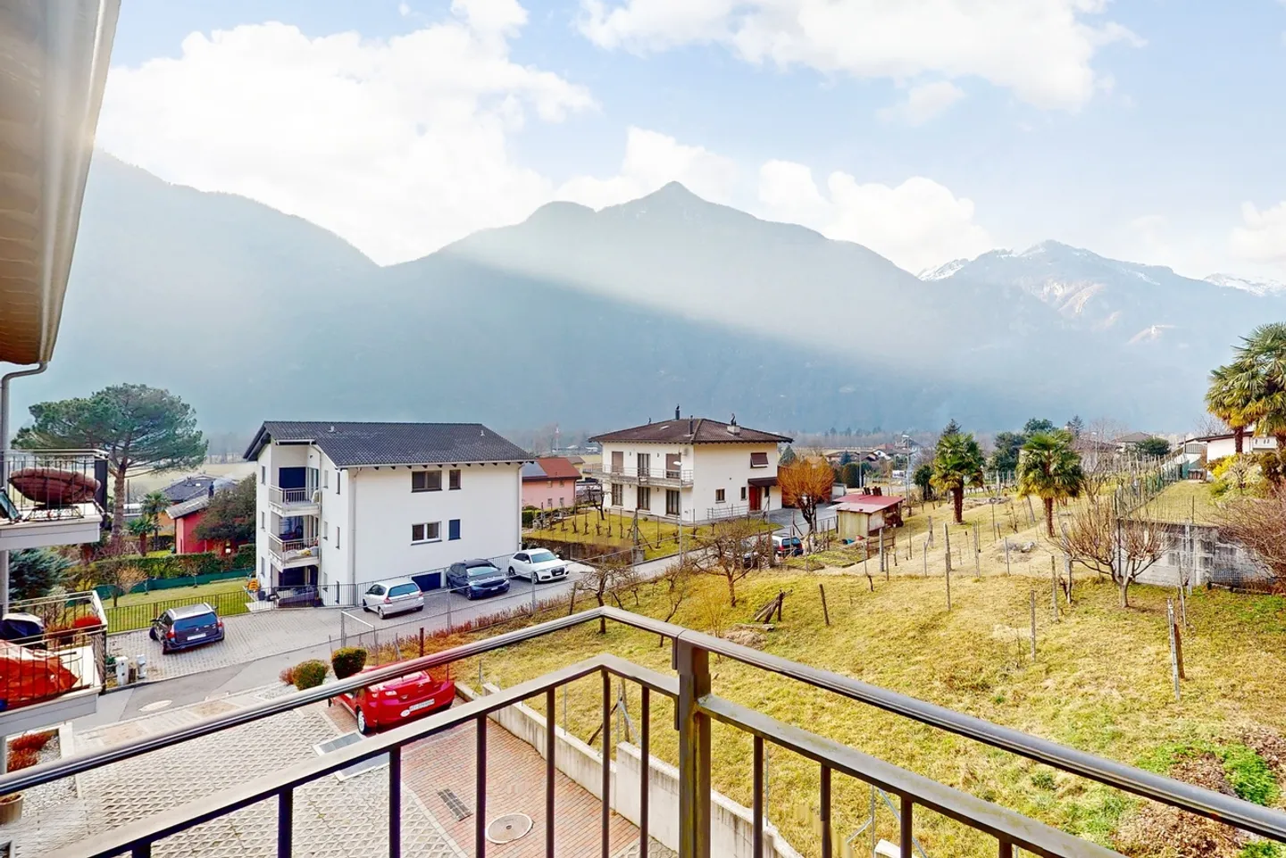 Appartamento moderno in mezzo ai vigneti - Foto 1 di 8
