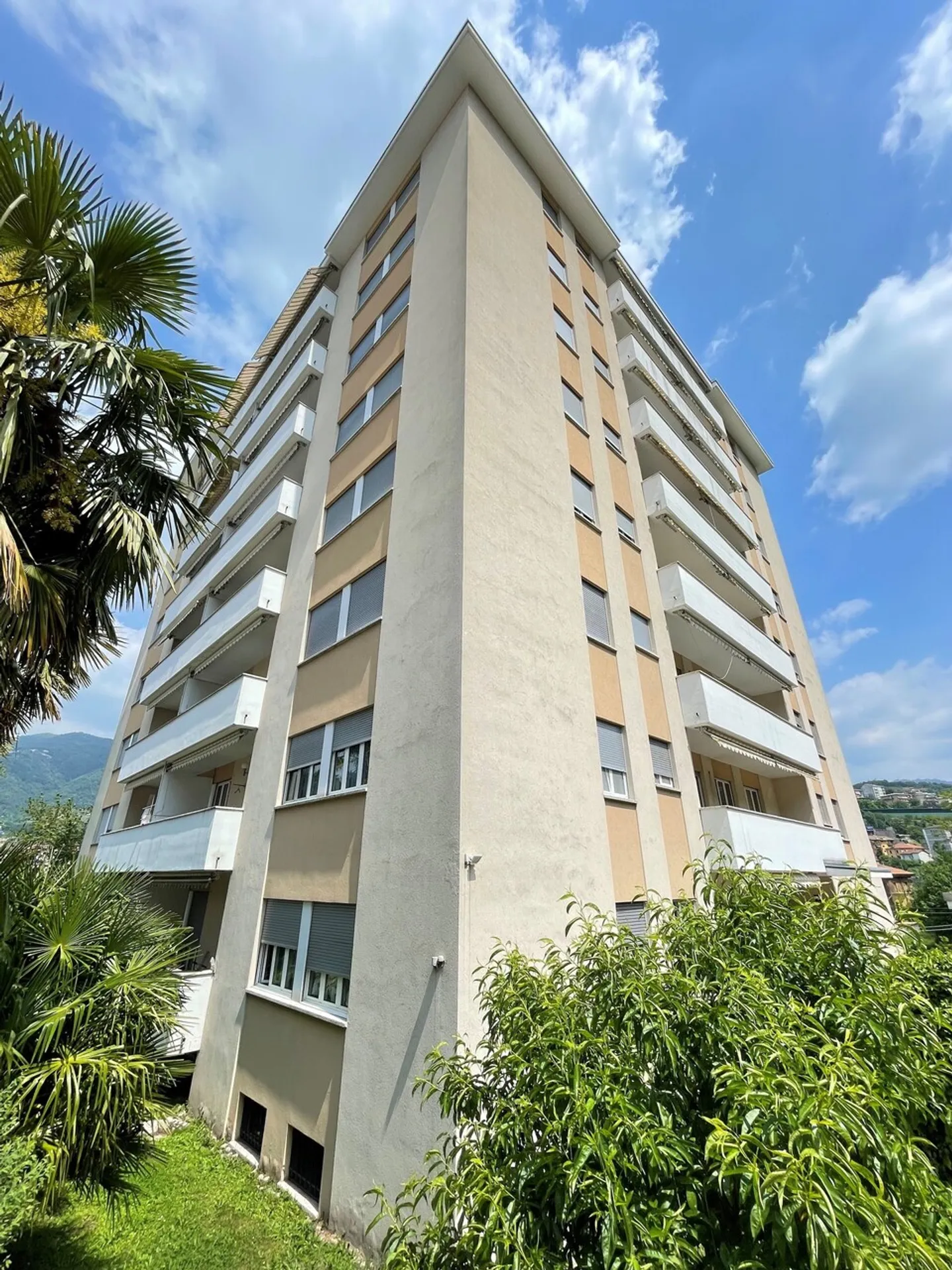 Renovated 3.5-room apartment in Chiasso - Photo 8 of 8