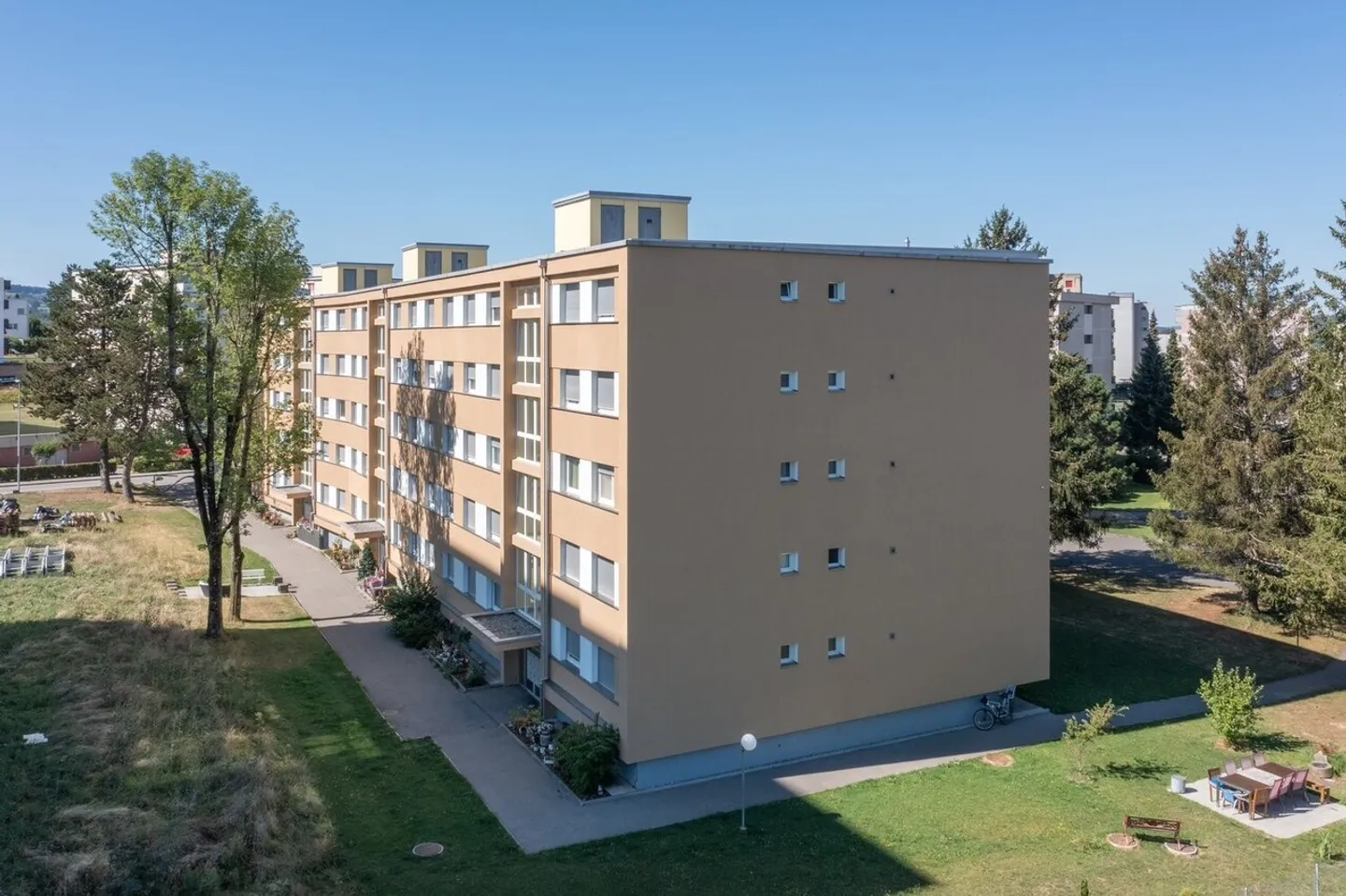 Bel appartement de 2,5 pièces à louer ! - Photo 3 sur 8