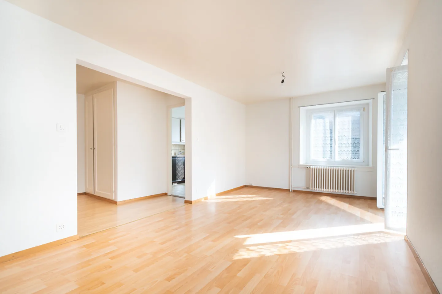 Charming 2-room apartment located in Vufflens la Ville - Photo 5 of 9