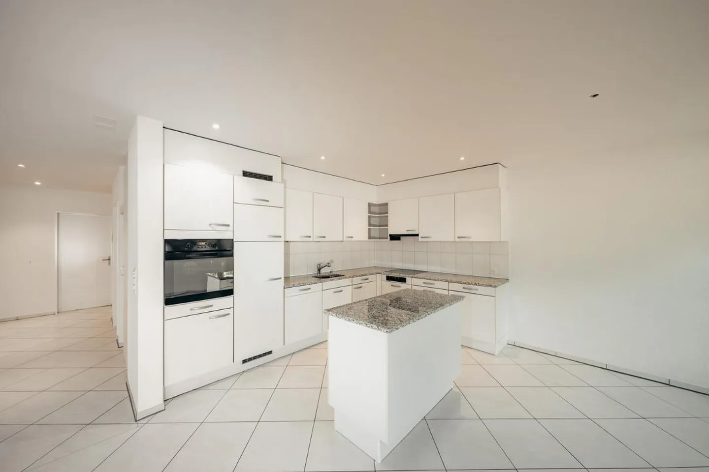 Appartement de jardin moderne 3,5 pièces avec espace de vie couvert à Eglisau - Photo 5 sur 24