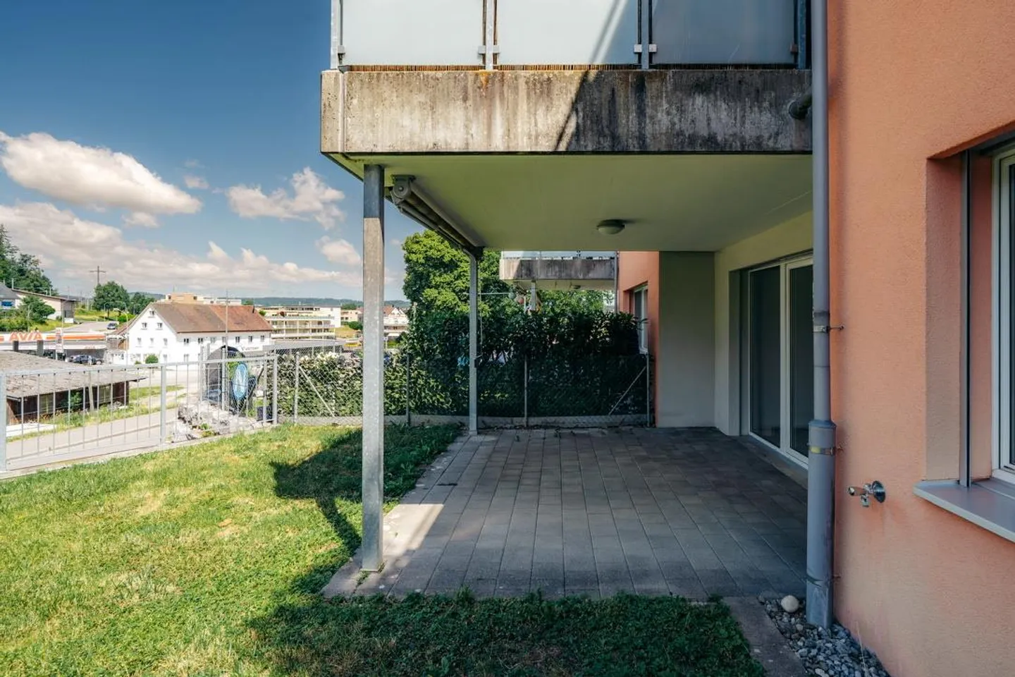 Appartement de jardin moderne 3,5 pièces avec espace de vie couvert à Eglisau - Photo 20 sur 24