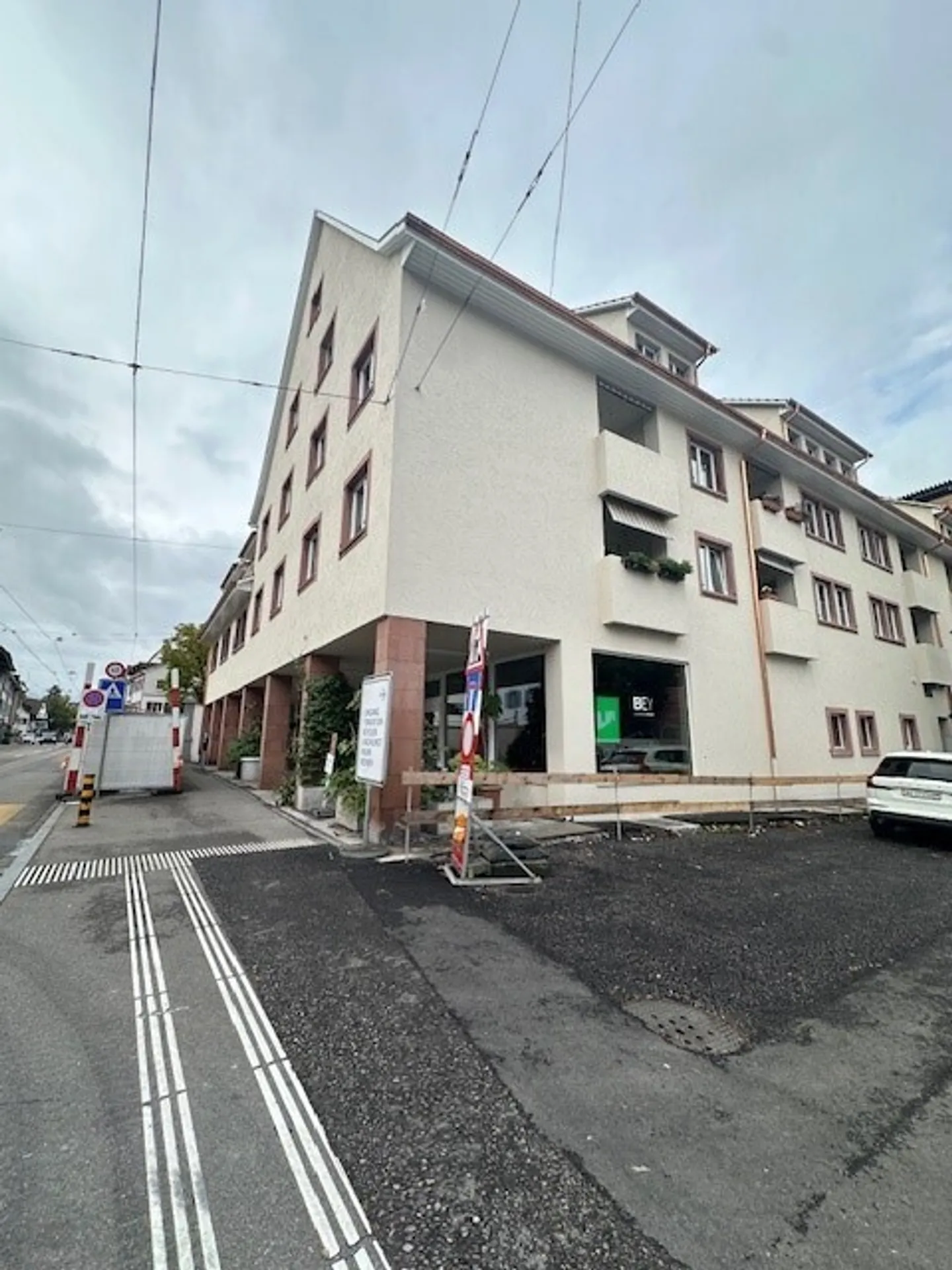 Penthouse à louer juste à côté du musée Beyeler - Photo 12 sur 15