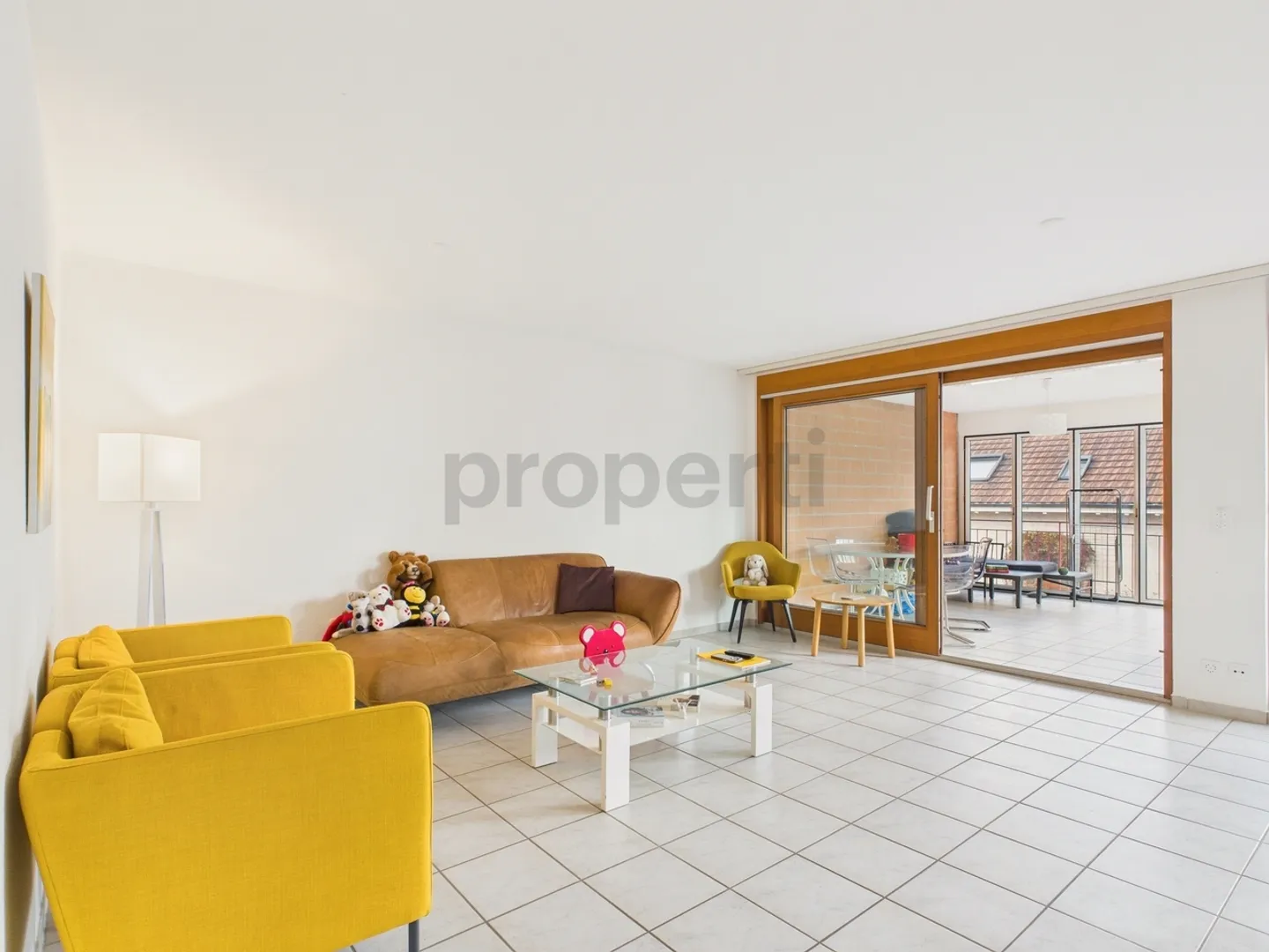 Helle 5.5-Zimmer Wohnung mit Wintergarten - Foto 1 von 11