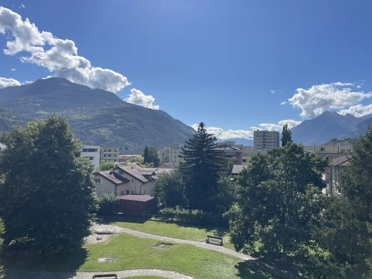 Beautiful opportunity! 3.5-room apartment - 97 m² - Sion - Photo 8 of 9