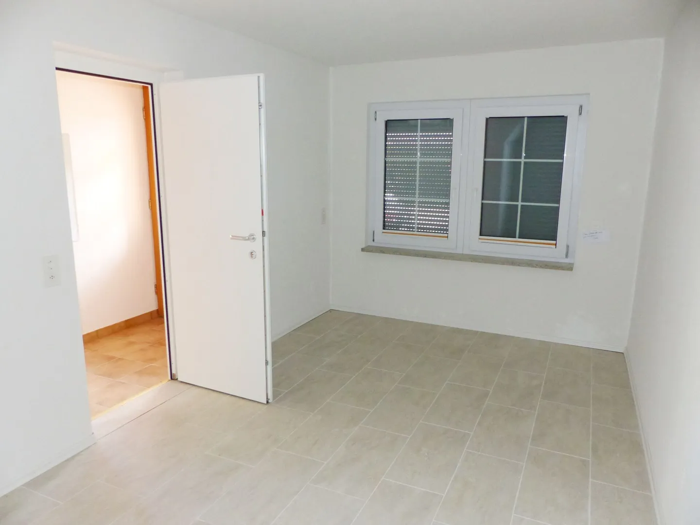 Great 3 Room Apartment for Rent - Photo 3 of 10