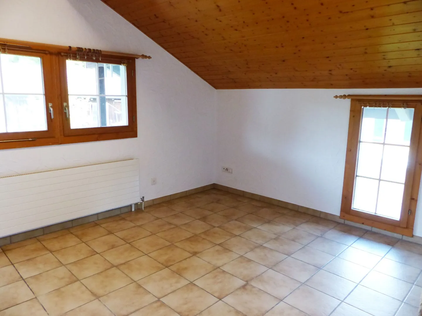 Great 3 Room Apartment for Rent - Photo 6 of 10