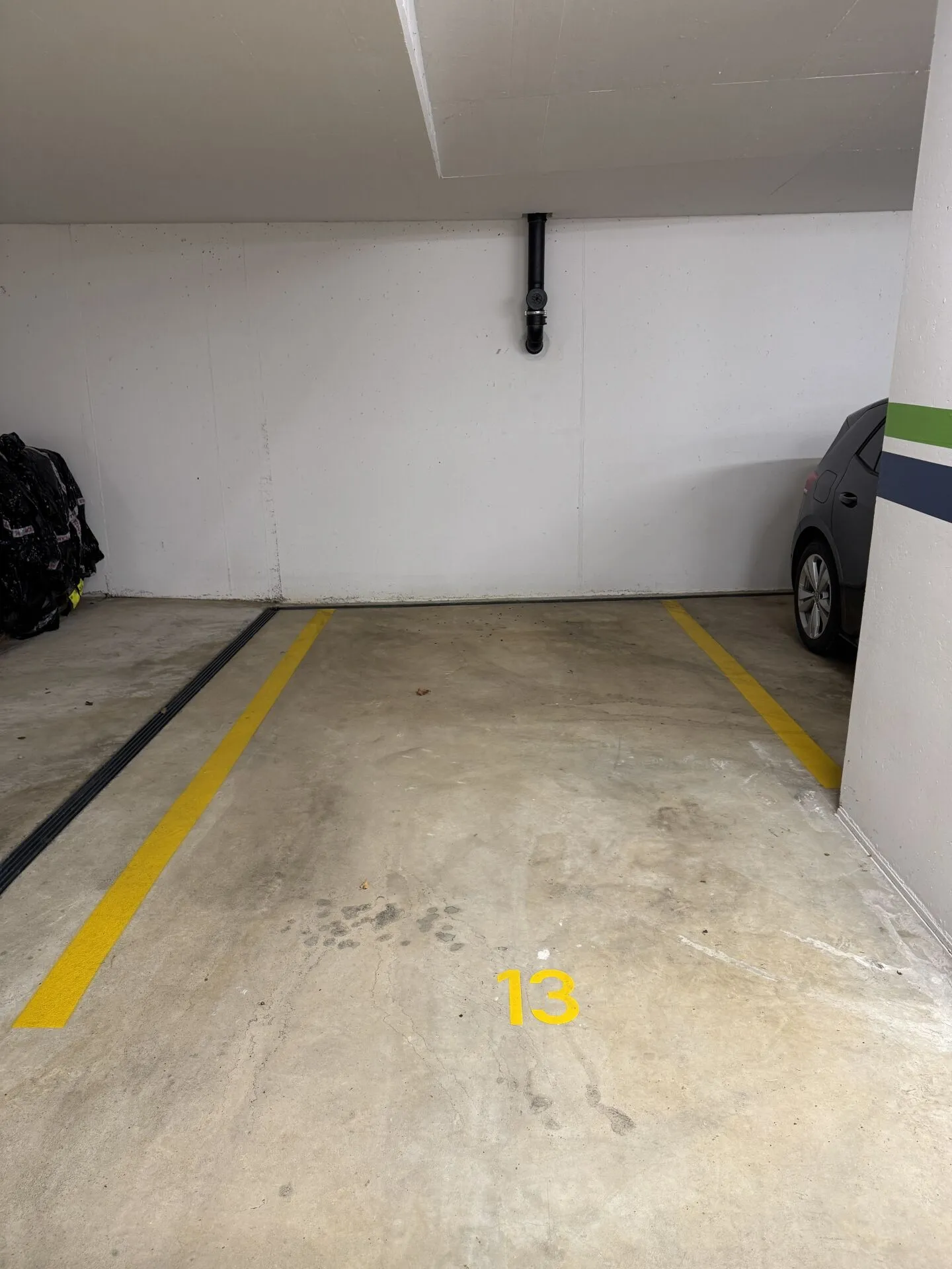 POSTO AUTO IN UNA BUONA POSIZIONE - Foto 1 di 7