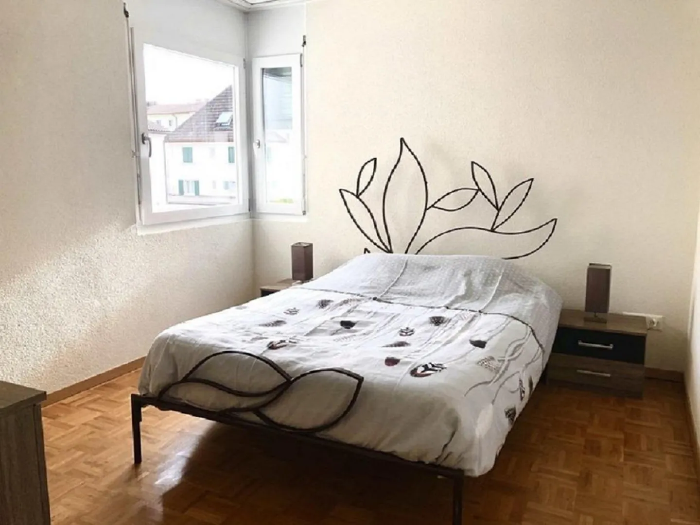Appartement 2,5 pièces à Dübendorf avec balcon - Photo 2 sur 8