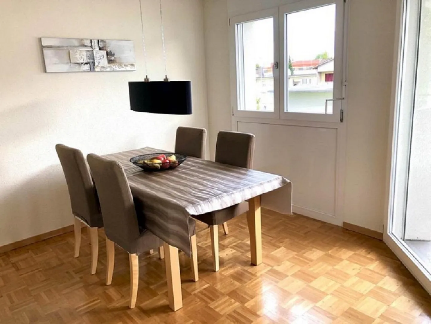 Appartement 2,5 pièces à Dübendorf avec balcon - Photo 4 sur 8