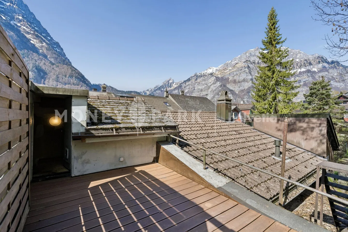Maison de 5 pièces avec terrasse, jardin et sous-sol aménageable - Photo 2 sur 14