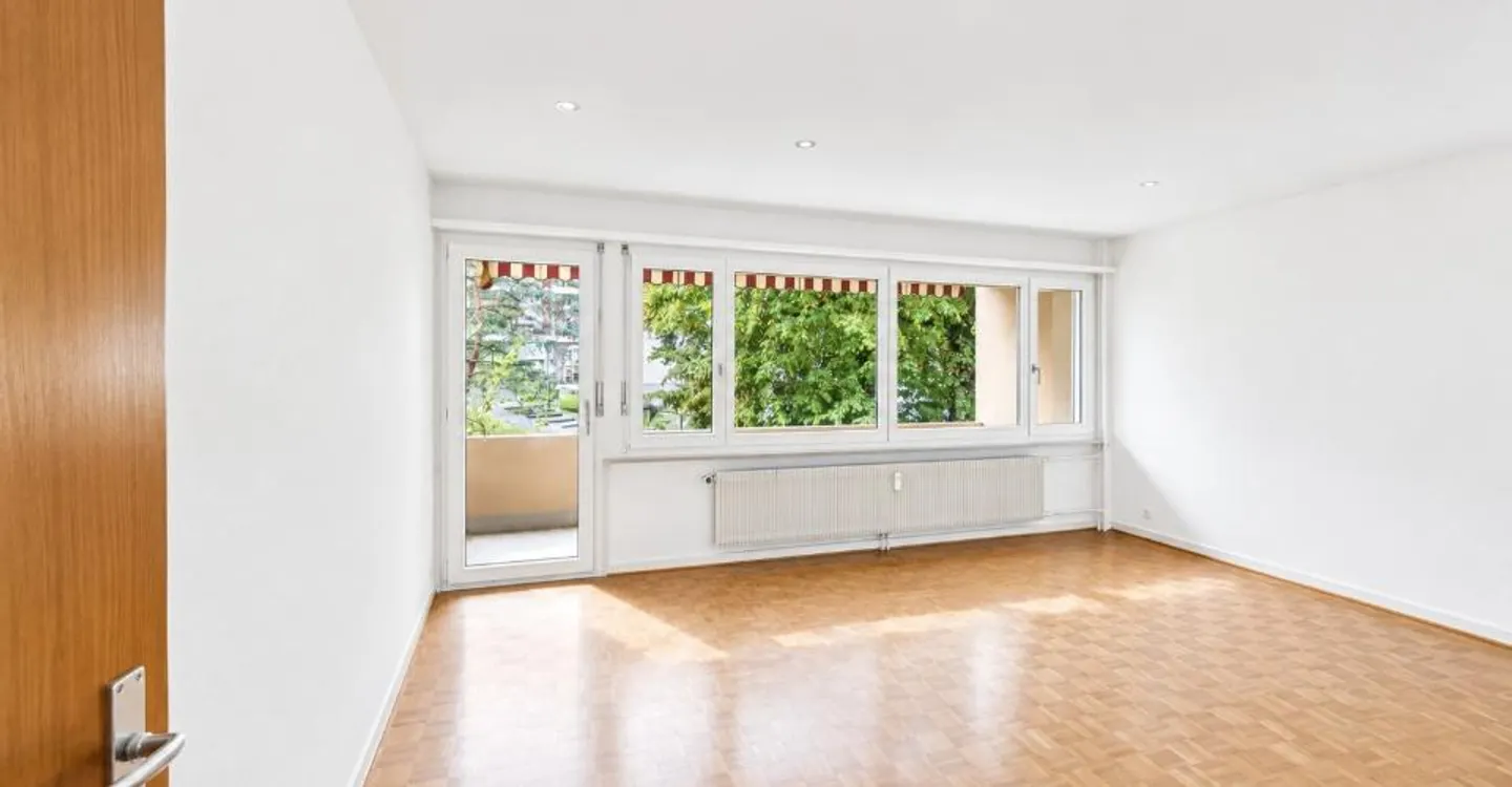 Freshly renovated modern apartment for rent - Photo 4 of 7