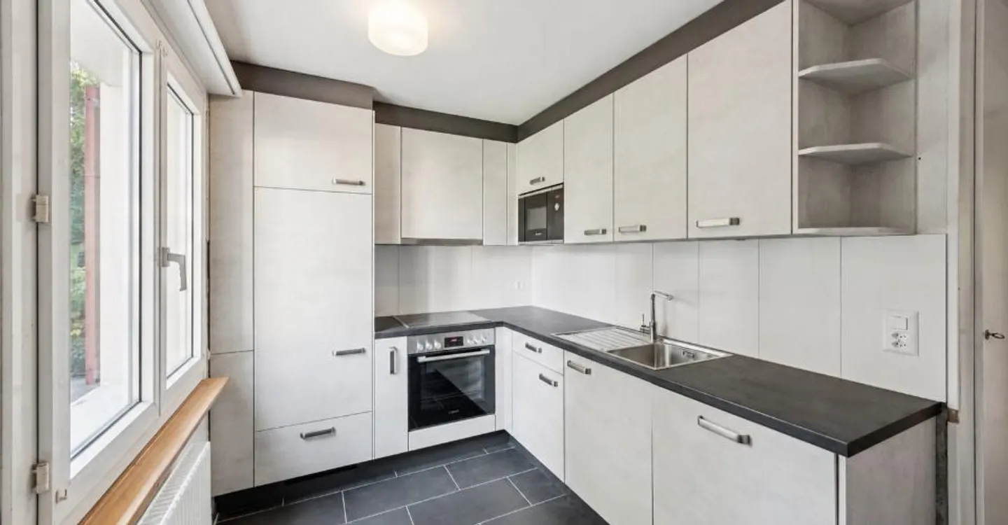Freshly renovated modern apartment for rent - Photo 6 of 7