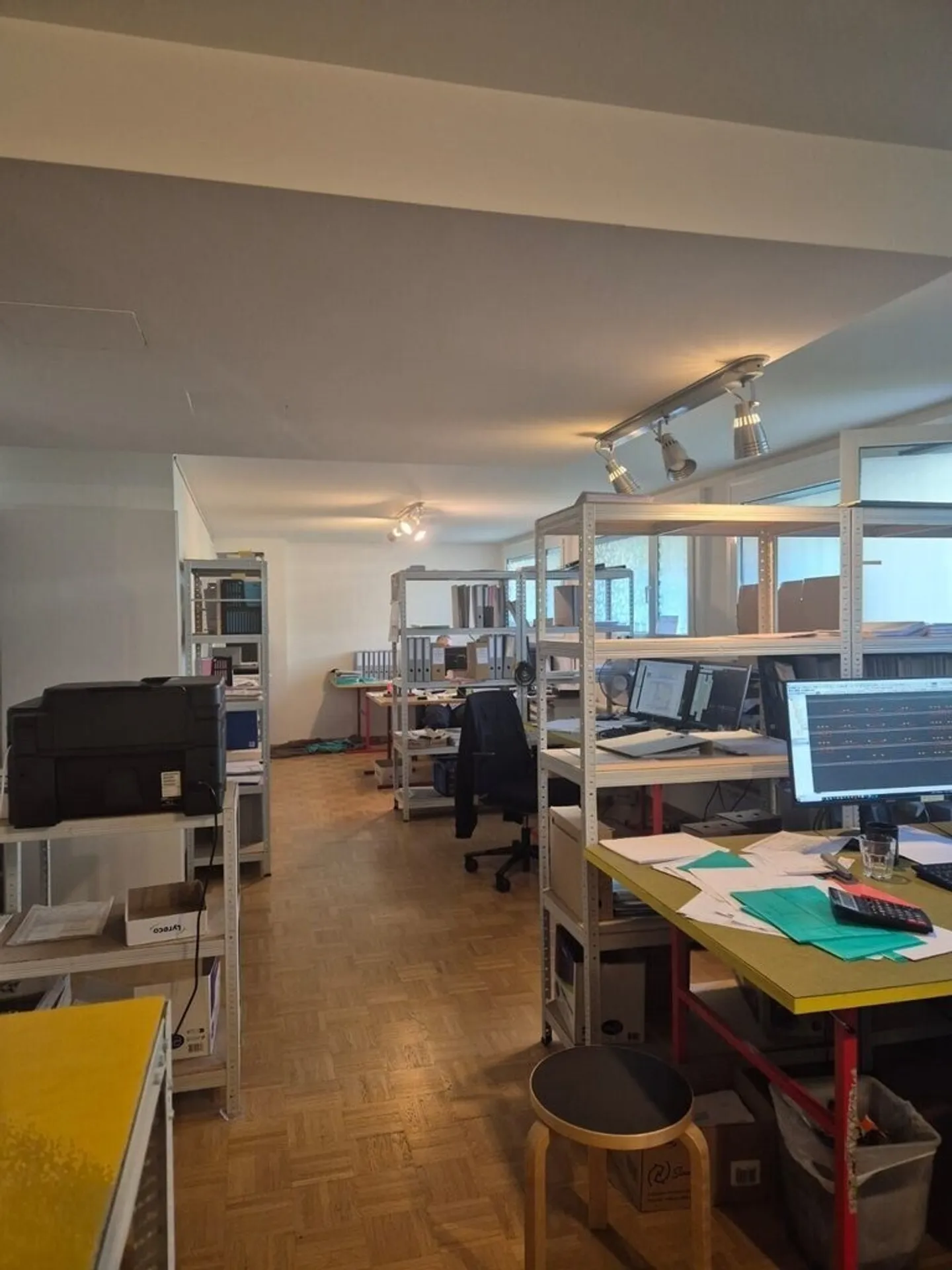 Espace de studio ou de bureau (83 m2) au Neubad - Photo 2 sur 9