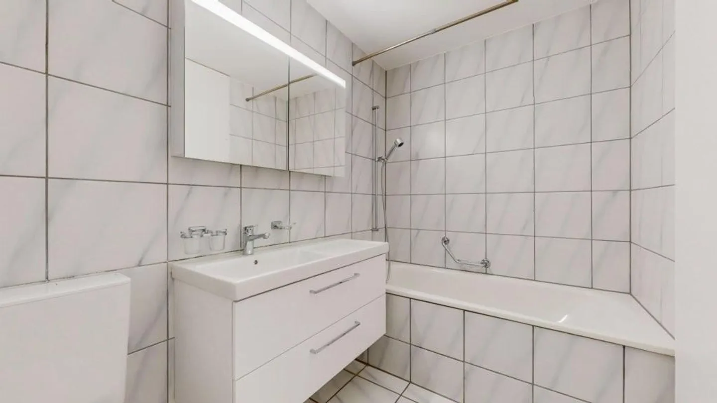 Bella appartamento familiare in un ambiente verde - Foto 8 di 9