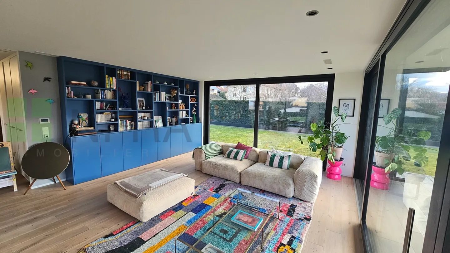 Außergewöhnliche Gartenwohnung von 170 m² in einer zeitgenössischen Residenz - Foto 4 von 13