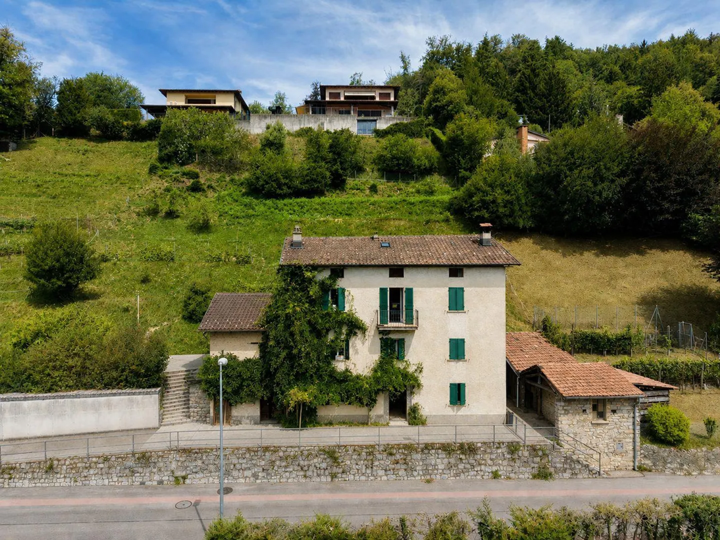 Large building plot with existing construction and 3 additional... - Photo 1 of 10