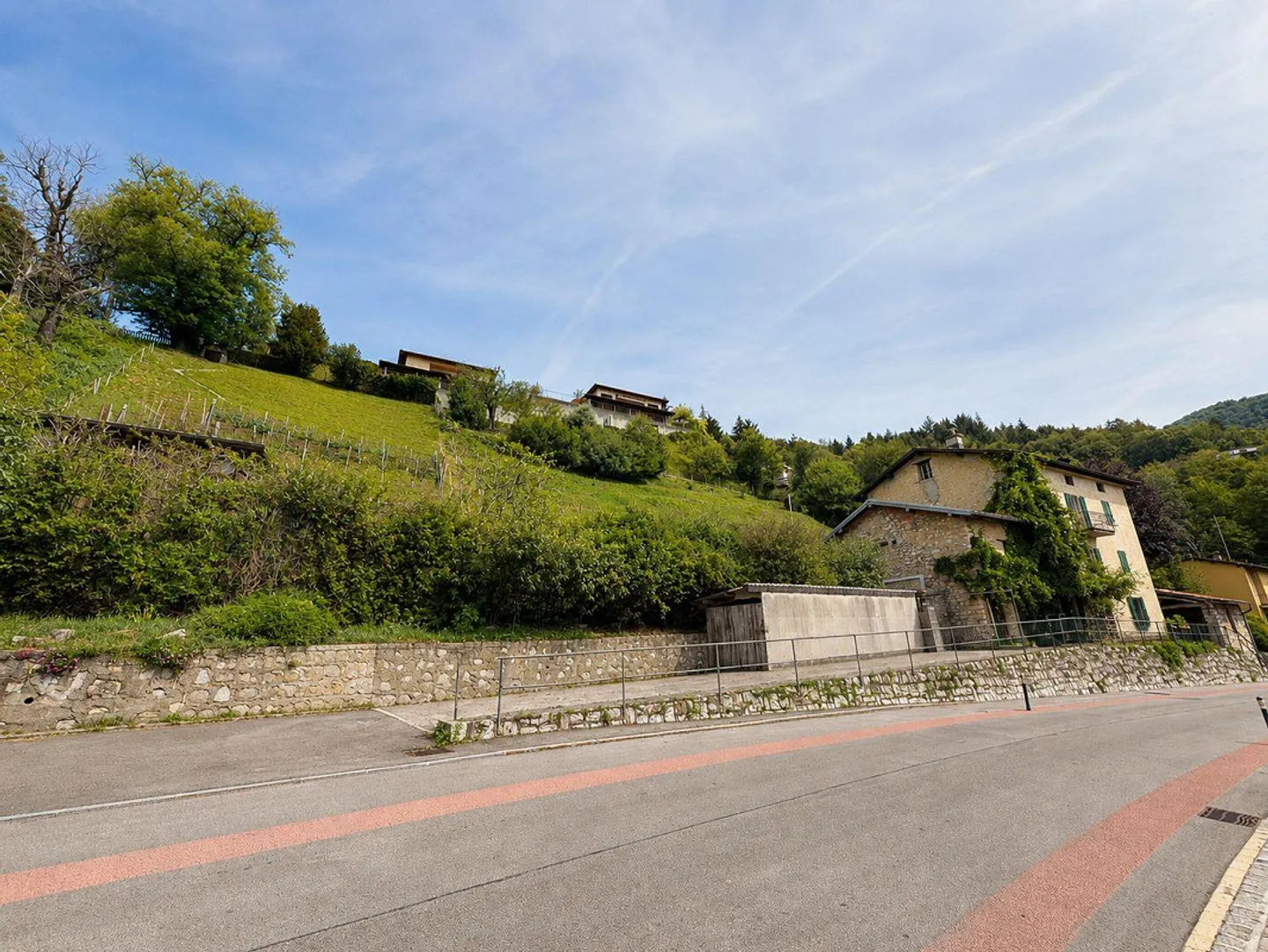 Large building plot with existing construction and 3 additional... - Photo 3 of 10