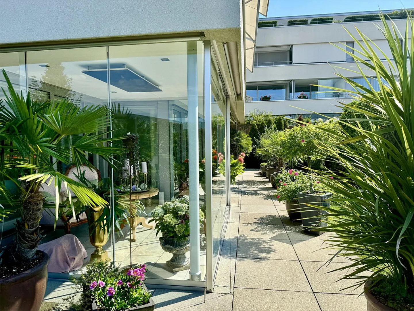 Appartamento 4 stanze 130 m2 con area verde e area salotto 170 m2 - Foto 3 di 23