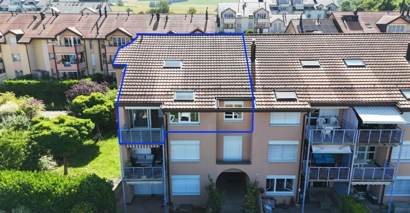 APPARTAMENTO DUPLEX DI 6,5 LOCALI DI 165 M2 CON BALCONE - Foto 3 di 13