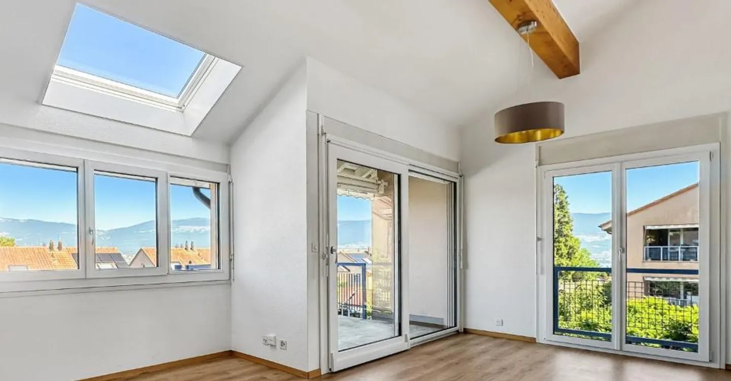 APPARTAMENTO DUPLEX DI 6,5 LOCALI DI 165 M2 CON BALCONE - Foto 6 di 13