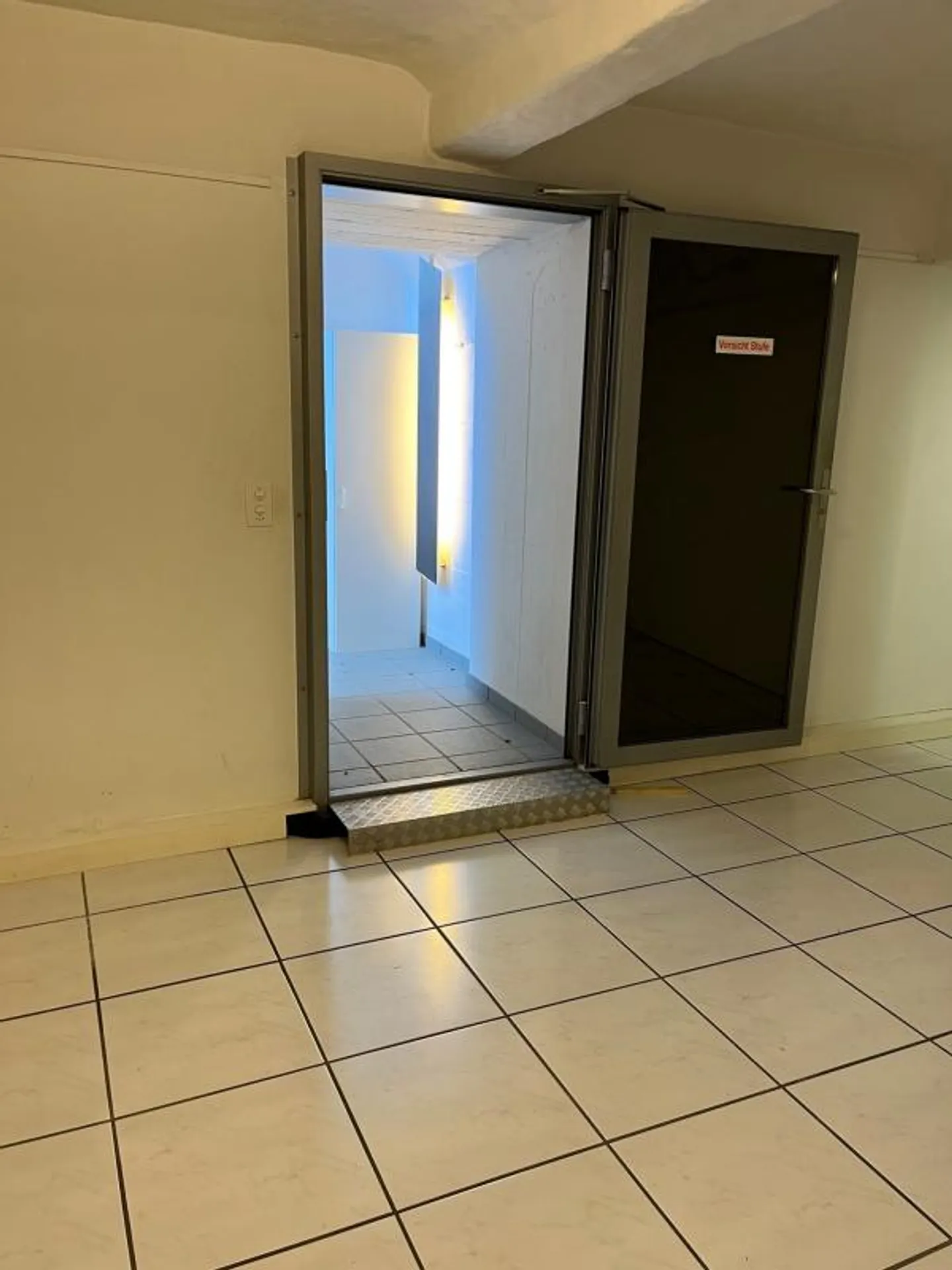 Salle de loisirs à louer à Kehrsatz - Photo 5 sur 8