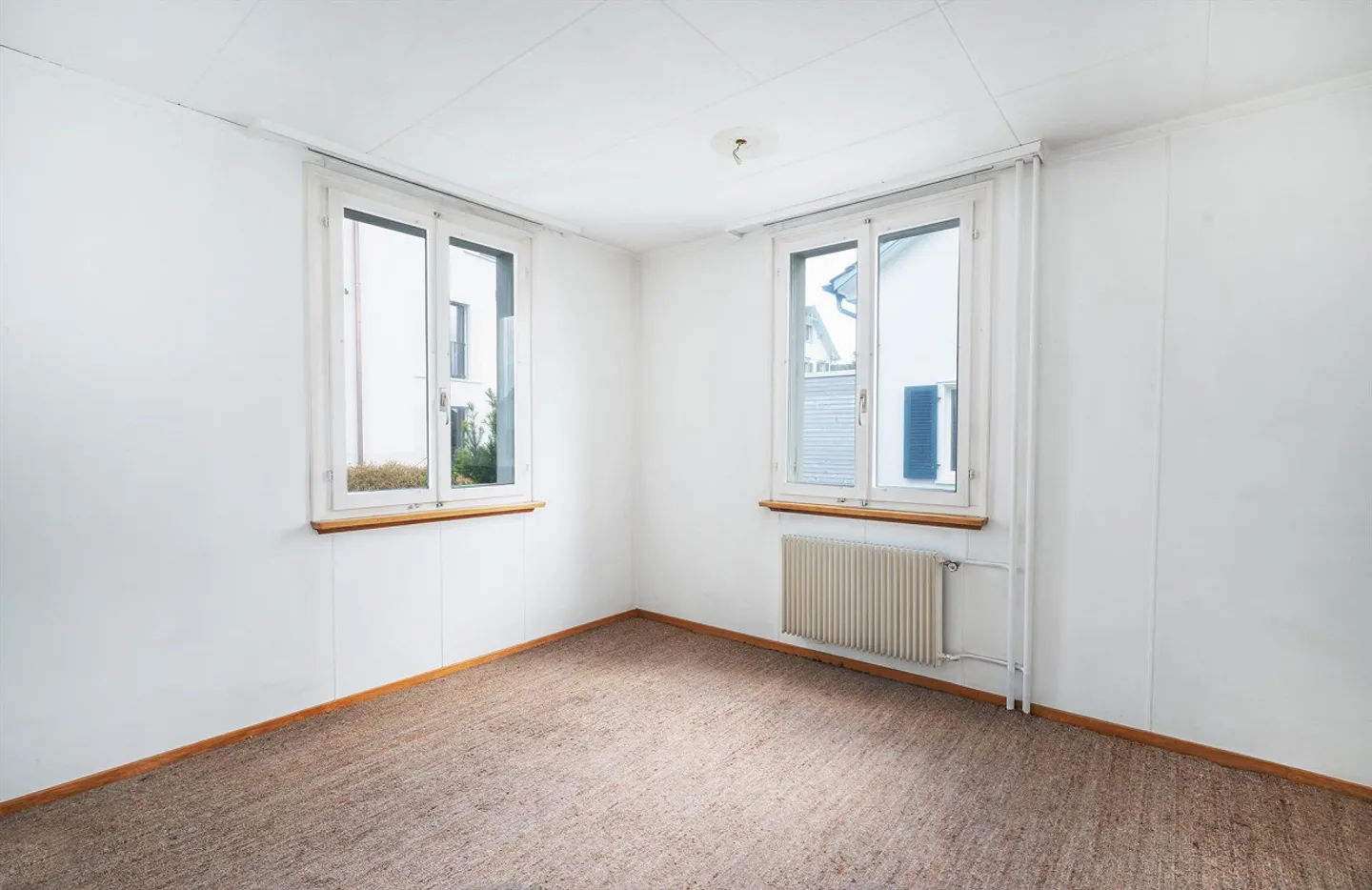 Affascinante casa unifamiliare di 8½ stanze con potenziale versatile - Foto 14 di 20