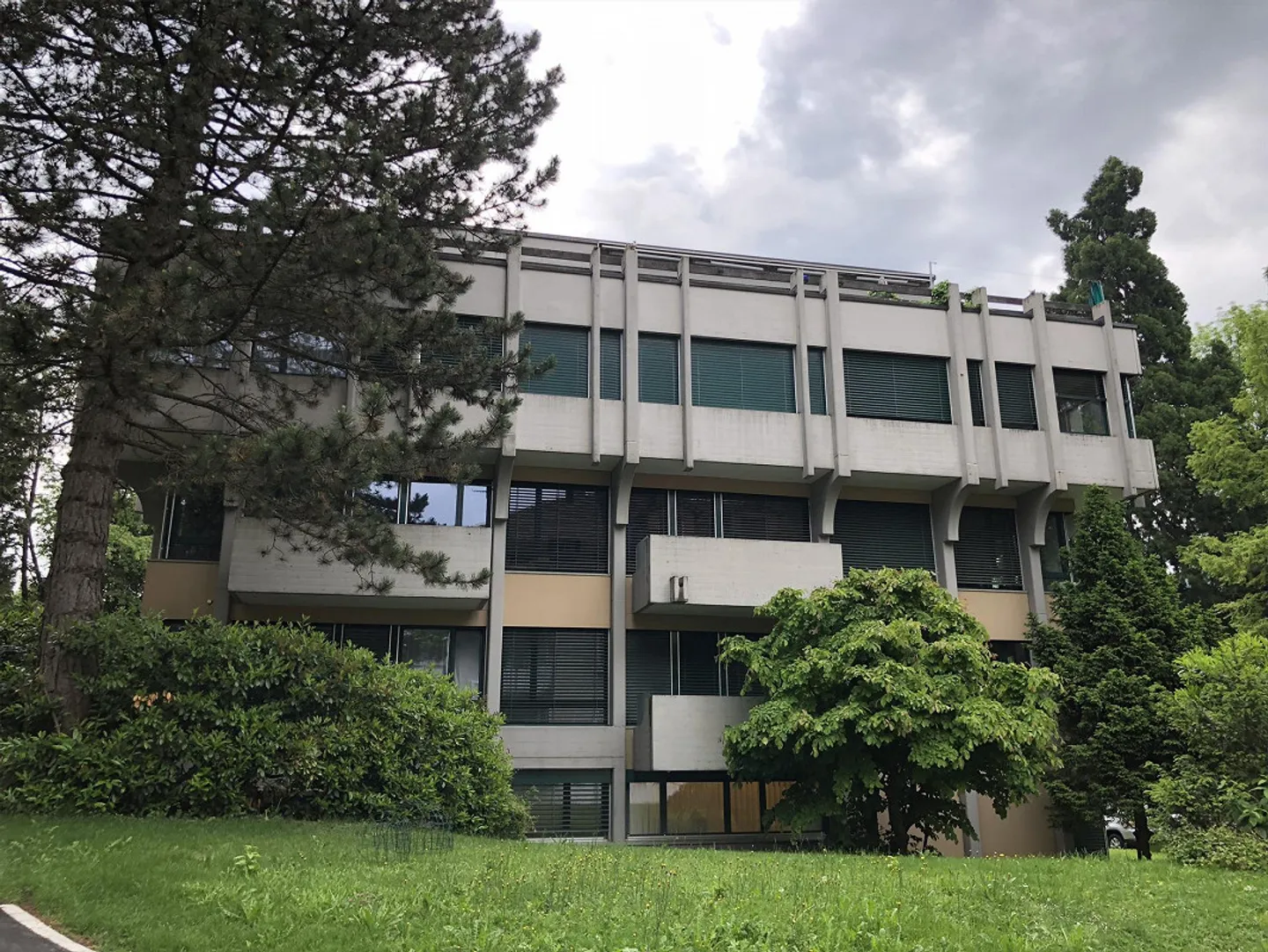 Tiefgaragenplatz nähe HB und BVG - Foto 2 von 2