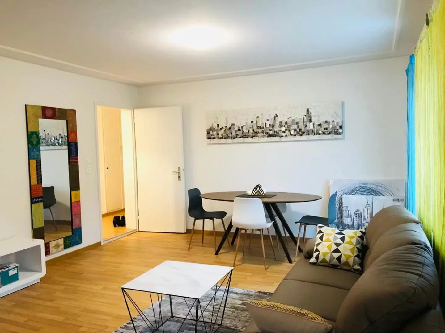Apartment for rent - Photo 1 of 10