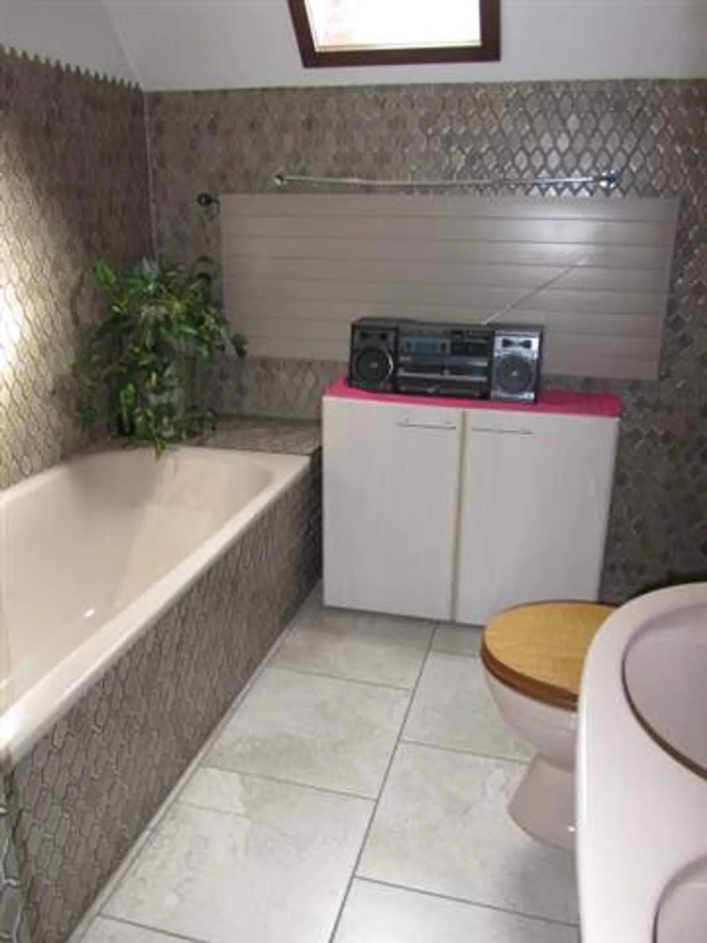 Studio meublé avec cuisine entièrement équipée et grande terrasse - Photo 7 sur 11