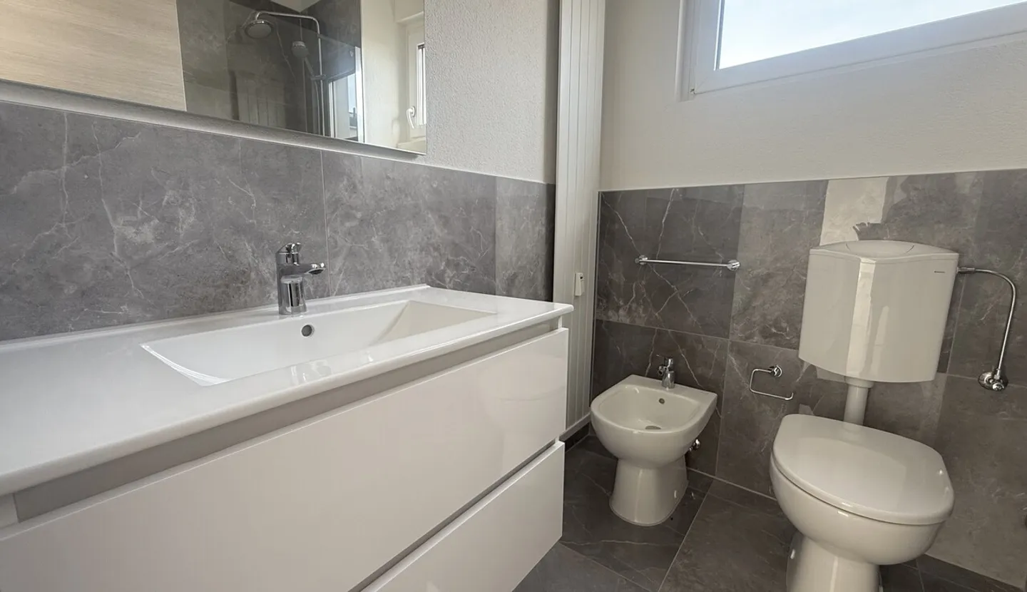 Modernes 4.5-Zimmer-Wohnung in Coldrerio - Foto 9 von 13