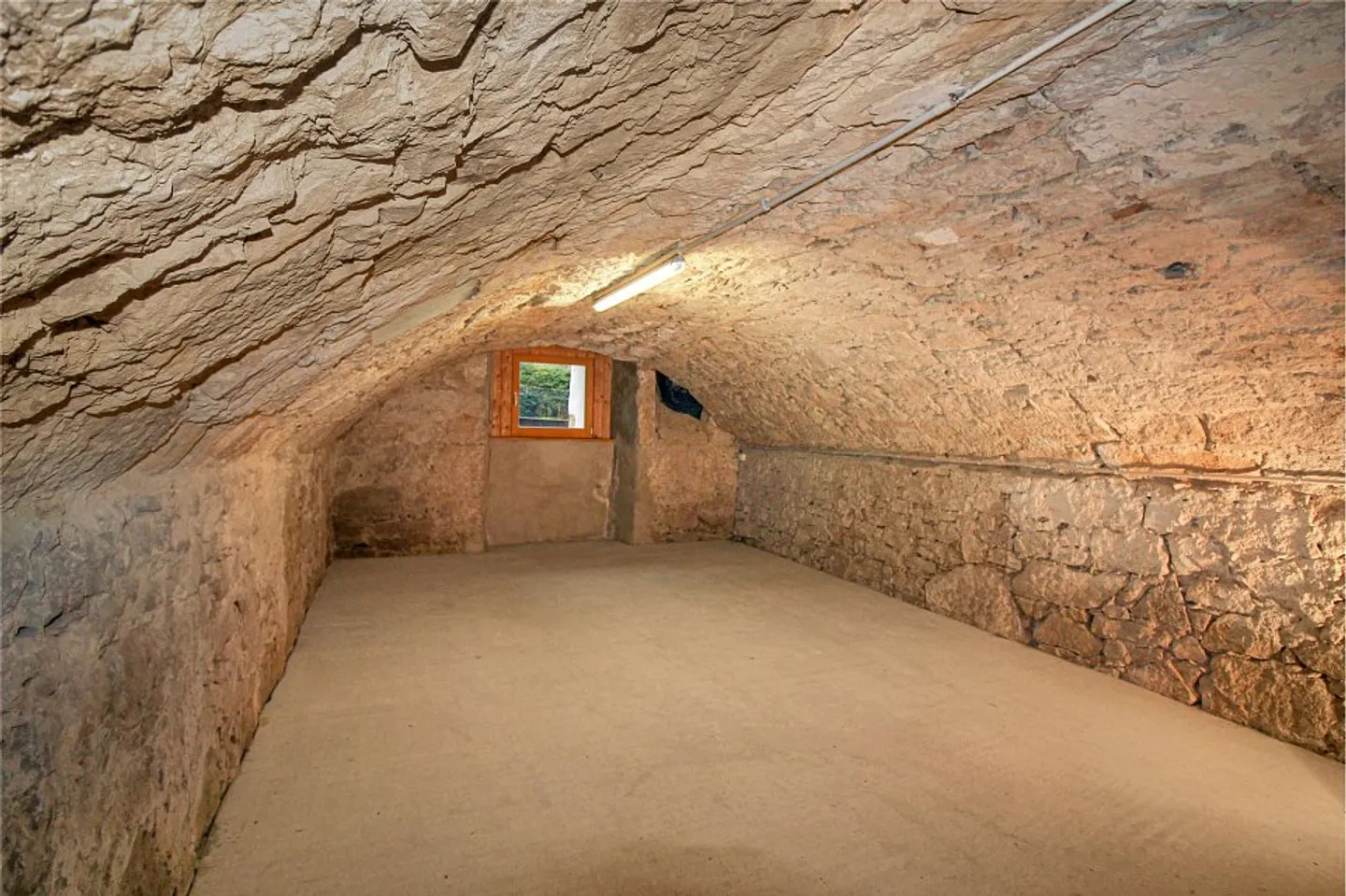 Maison multifamiliale avec amour pour le charme des vieux bâtiments - Photo 13 sur 13