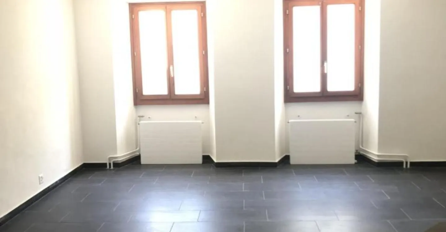 Los von 2 Wohnungen zu verkaufen in der Gemeinde St-Léonard (VS)!!! Absolut zu ergreifen. - Foto 2 von 5