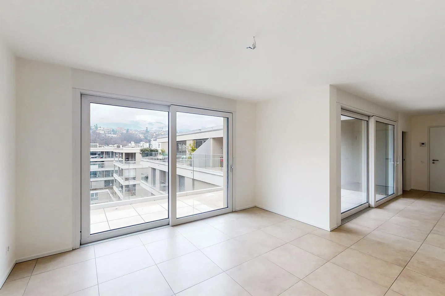 Ultimo piano con stile: vivere nella Residenza Parco Cornaredo - Foto 3 di 9