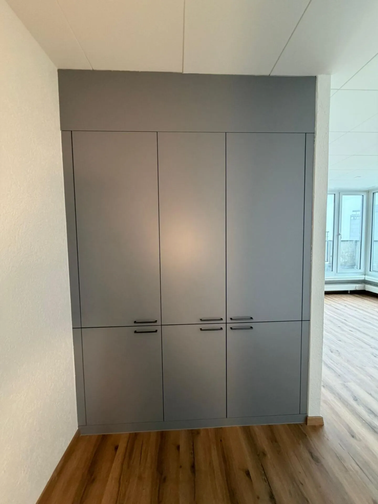 Neu sanierte, helle zwei Zimmer-Wohnung mit herrlicher Aussicht - Foto 3 von 15