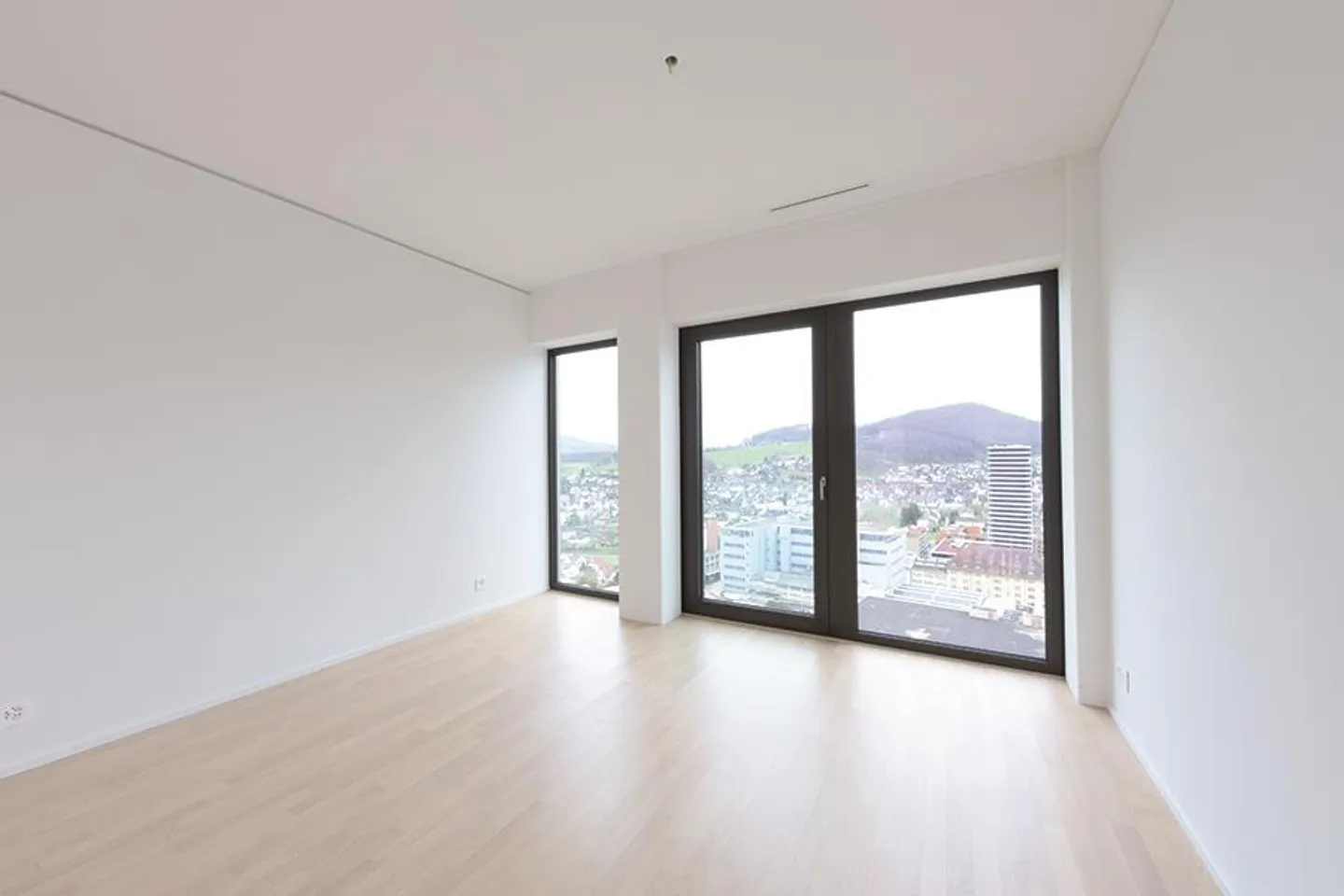 Modernes Apartment mit Aussicht - Foto 2 von 2