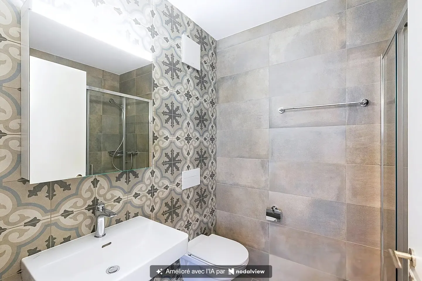 Elegante appartamento 3.5 locali con loggia a due passi dalla stazione - Foto 7 di 8