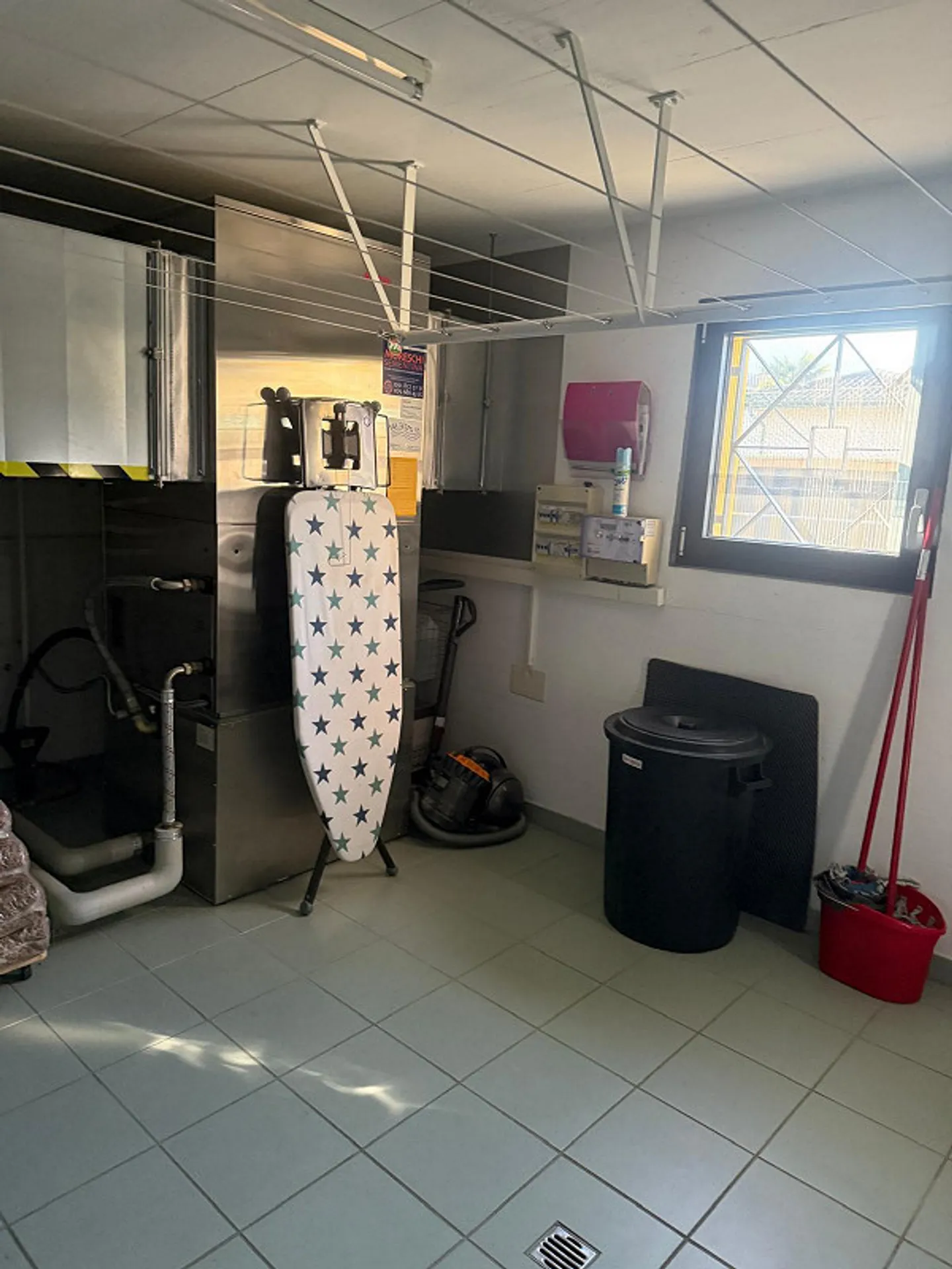 House with 3 apartments - Photo 11 of 22