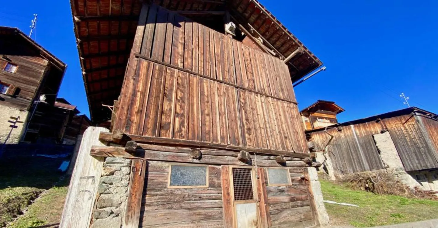 Charming Renovated Barn in Vex - Photo 11 of 12
