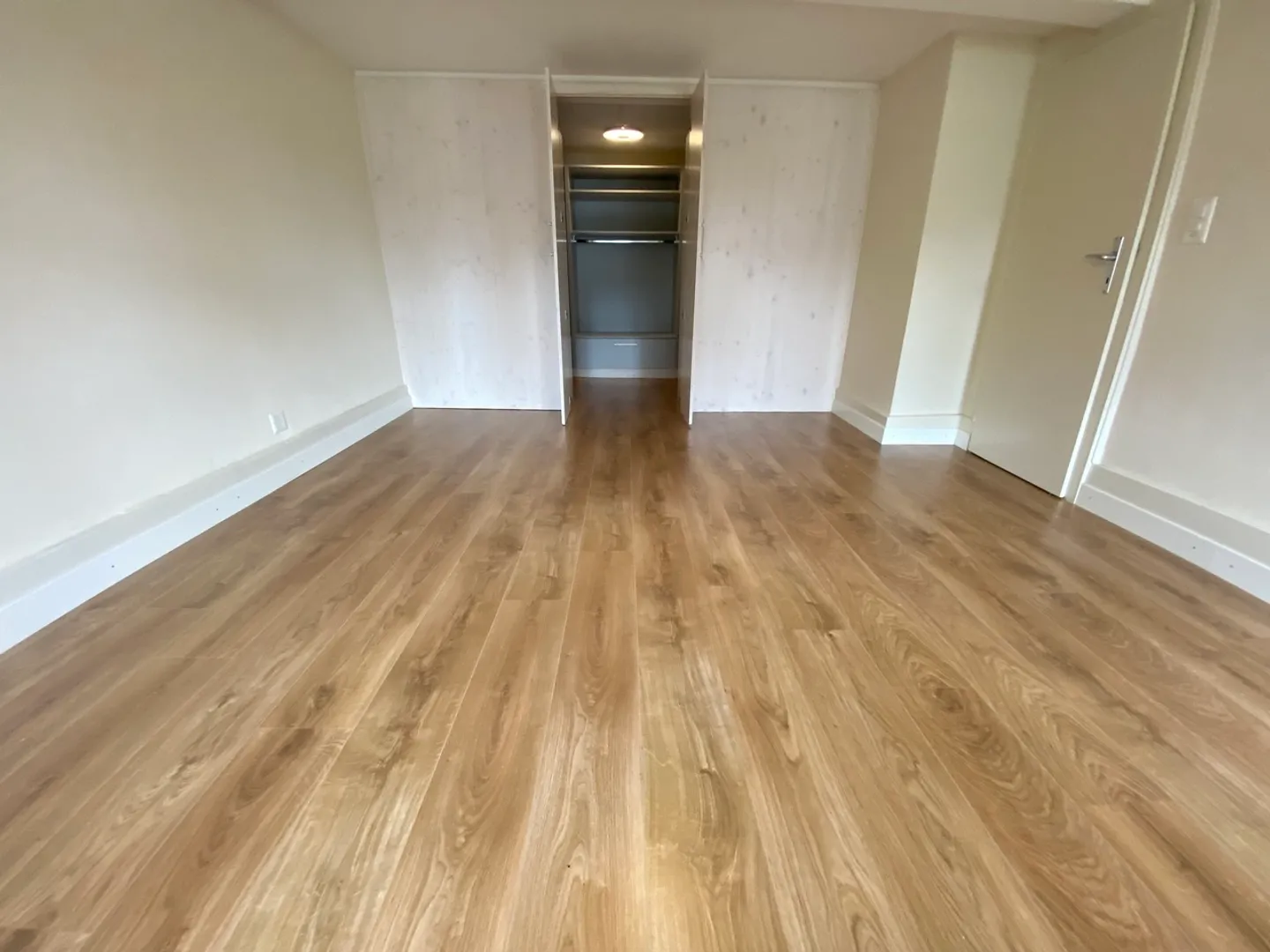 Charmant Appartement 2,5 Pièces - Photo 6 sur 14