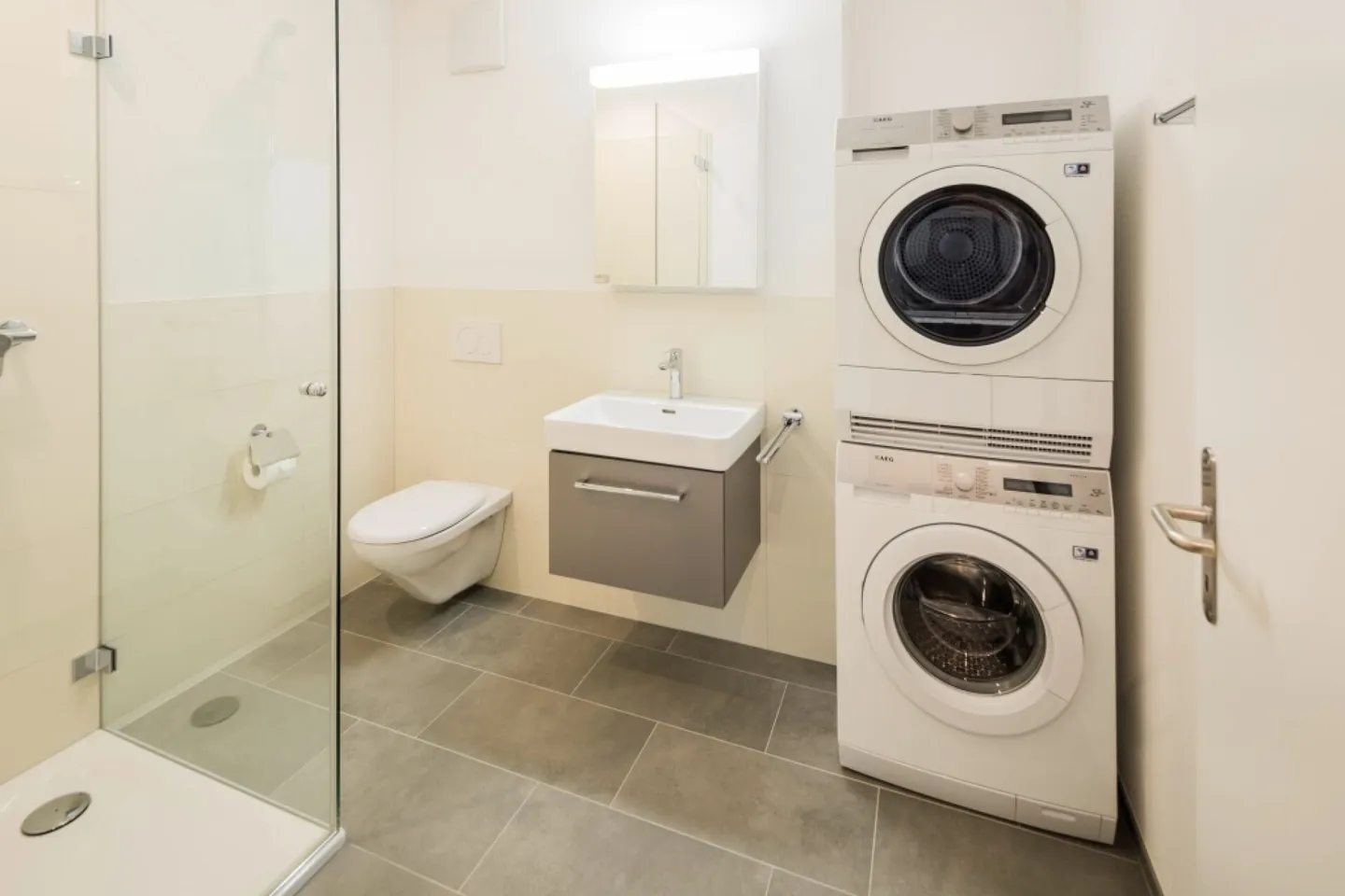 Grosszügige 4.5 Zimmerwohnung - Foto 5 von 8